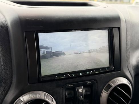 Used 2013 Jeep Wrangler Unlimited Sport image 22