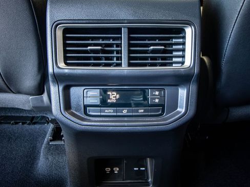 New 2026 Volkswagen Atlas Peak Edition image 32