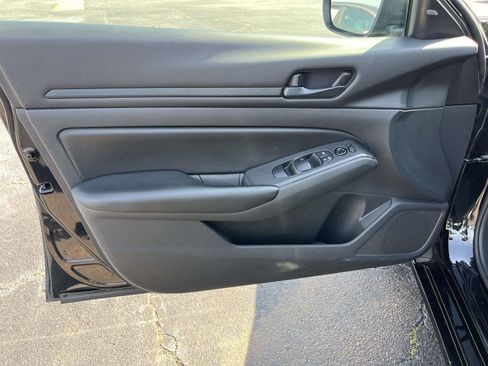 Used 2024 Nissan Altima 2.5 S FWD image 15