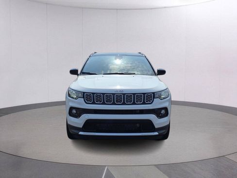 Certified 2025 Jeep Compass Limited AWD/4WD image 2