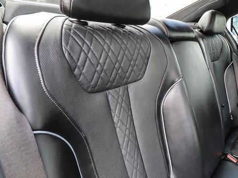 Used 2017 BMW 750i xDrive image 63