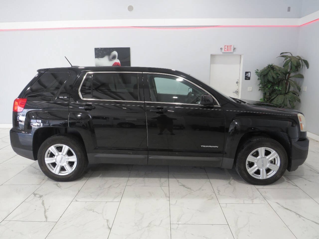 Used 2016 GMC Terrain SLE FWD image 2