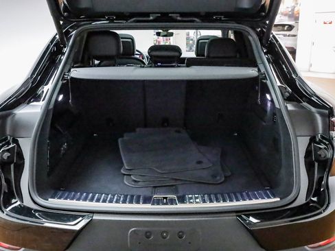 Certified 2025 Porsche Cayenne S image 30