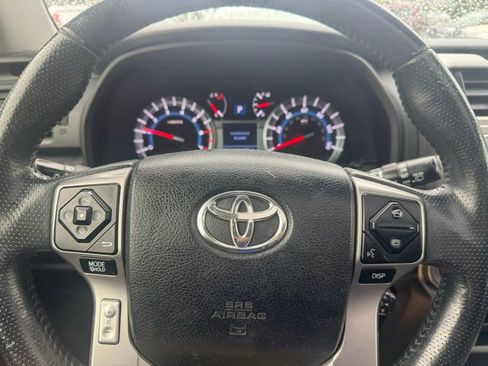 Used 2016 Toyota 4Runner SR5 Premium AWD/4WD image 16