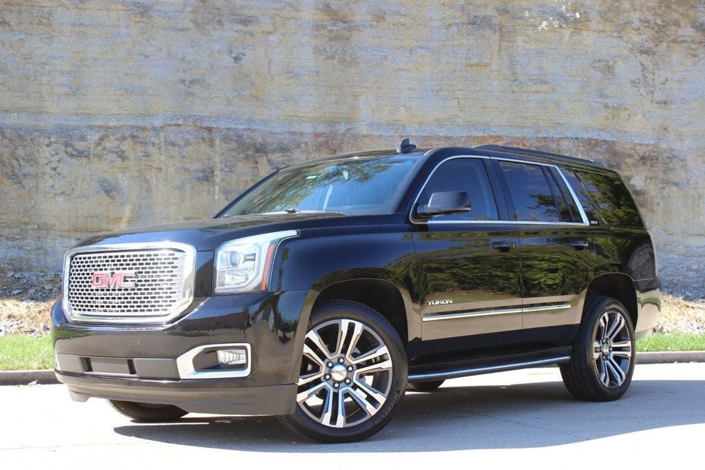 Used 2018 GMC Yukon SLT AWD/4WD image 1