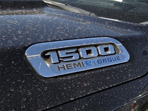 Certified 2022 RAM 1500 Limited image 12