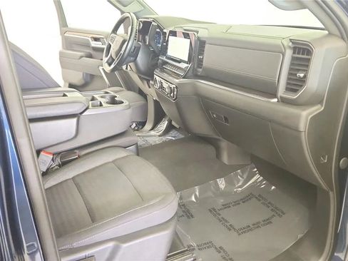 Used 2023 Chevrolet Silverado 1500 LT AWD/4WD image 34
