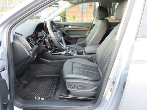 Used 2022 Audi Q5 2.0T Premium Plus w/ Premium Plus Package image 14