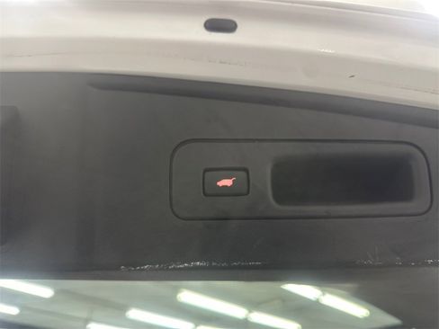 Used 2020 Acura MDX FWD image 21