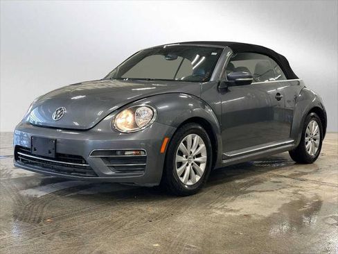 Used 2018 Volkswagen Beetle 2.0T Coast FWD image 7