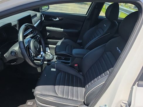 Certified 2024 Kia Forte GT-Line w/ GT-Line Premium Package FWD image 3