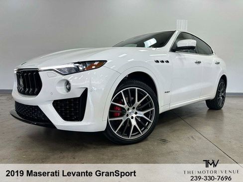 Used 2019 Maserati Levante GranSport image 2