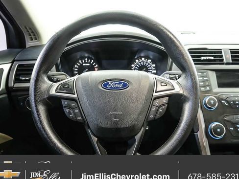 Used 2019 Ford Fusion S image 9