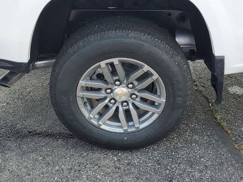 New 2025 Chevrolet Colorado LT w/ LT Convenience Package image 5