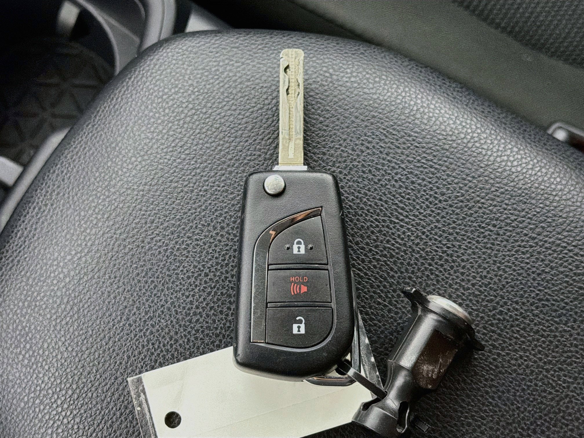 Used 2025 Toyota RAV4 LE FWD image 24