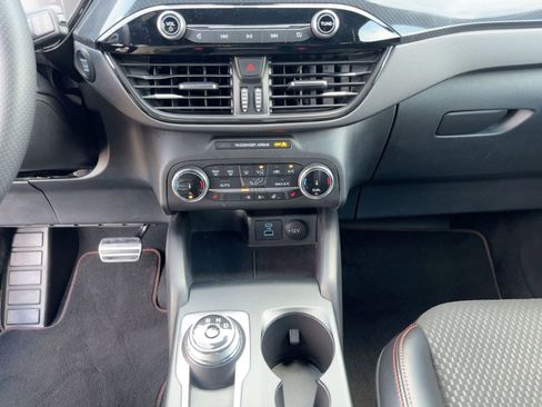 Used 2023 Ford Escape ST-Line image 23