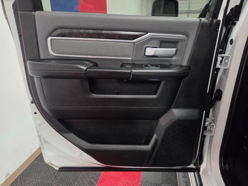 Used 2023 RAM 3500 Big Horn w/ Level 1 Equipment Group image 34