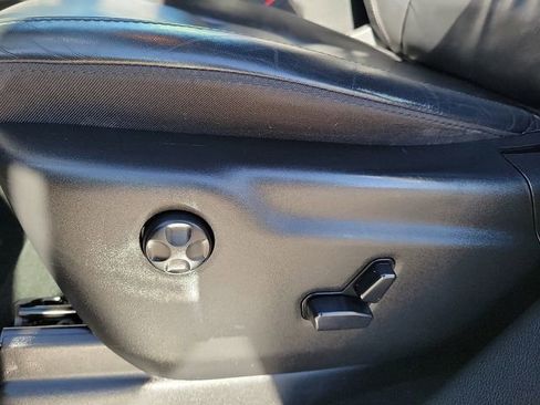 Used 2020 Jeep Grand Cherokee Limited image 15