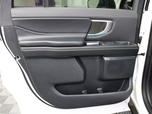 Used 2025 Ford Expedition Max Platinum w/ Stealth Appearance Package AWD/4WD image 71