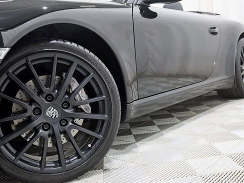 Used 2010 Porsche 911 Carrera RWD image 5