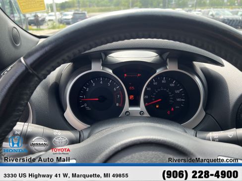 Used 2016 Nissan Juke SL AWD/4WD image 16