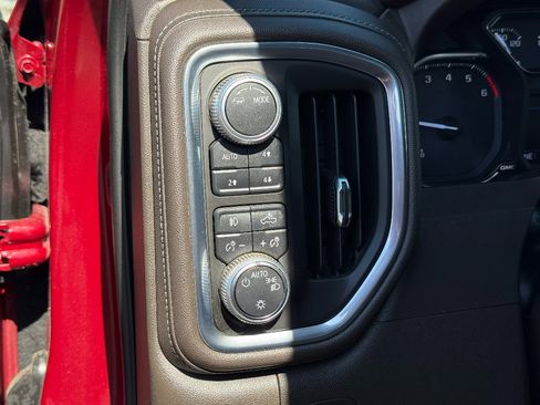 Used 2020 GMC Sierra 1500 Elevation w/ Elevation Value Package image 20