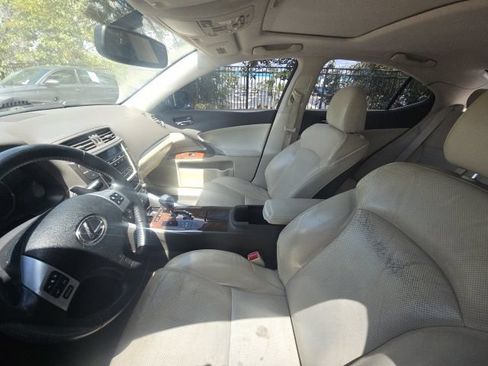 Used 2013 Lexus IS 250 AWD w/ Premium Pkg image 4