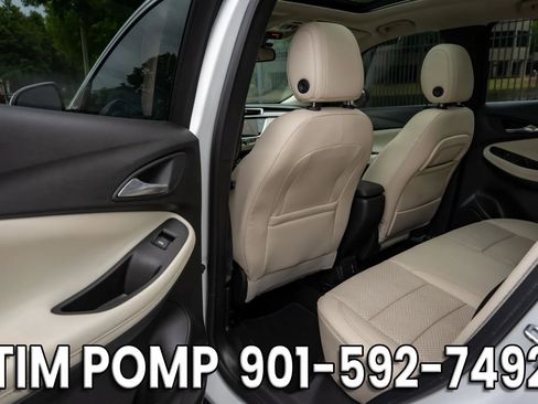 Used 2022 Buick Encore GX Essence w/ Advanced Technology Package FWD image 13