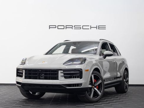 Used 2026 Porsche Cayenne S image 1