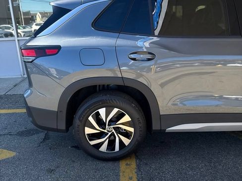 New 2026 Volkswagen Tiguan S AWD/4WD image 9