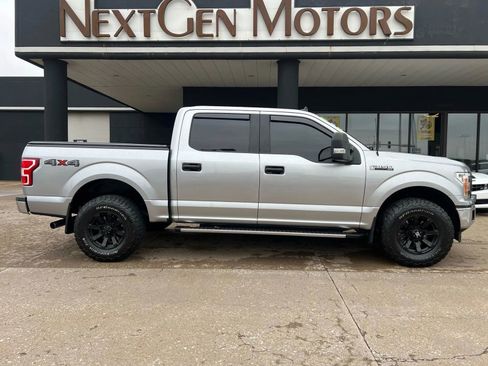 Used 2020 Ford F150 XLT w/ Equipment Group 302A Luxury image 9