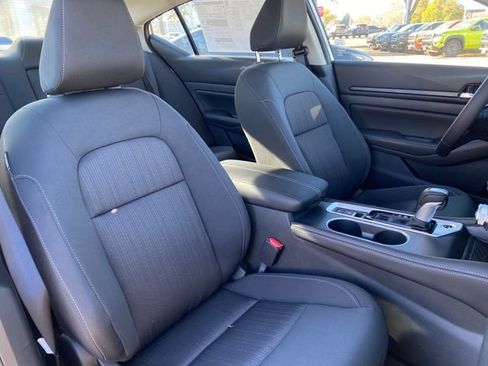 New 2025 Nissan Altima 2.5 SV w/ SV Premium Package image 9