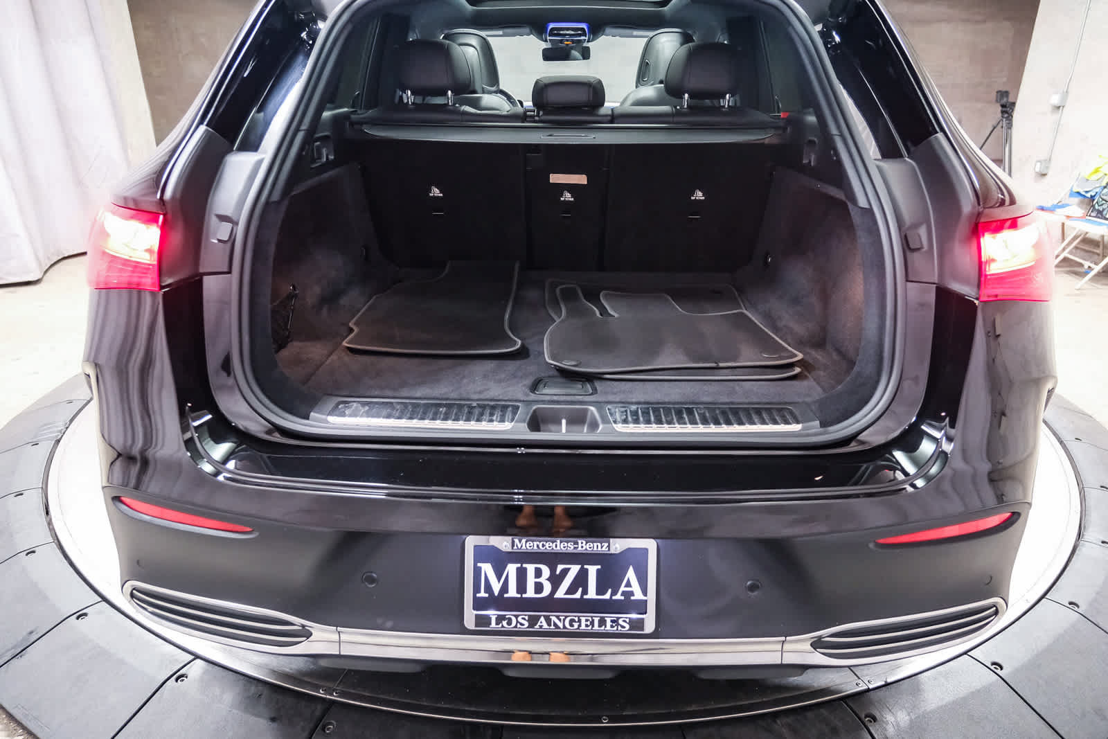 Certified 2023 Mercedes-Benz EQE 350+ SUV image 30
