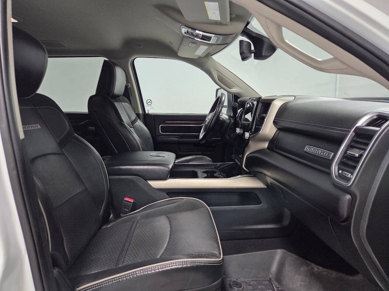 Used 2023 RAM 2500 Laramie AWD/4WD image 18
