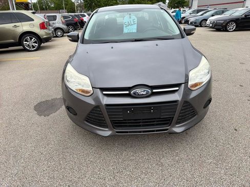 Used 2014 Ford Focus SE FWD image 3