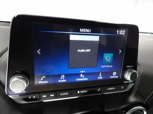 Used 2025 Nissan Sentra SV image 17