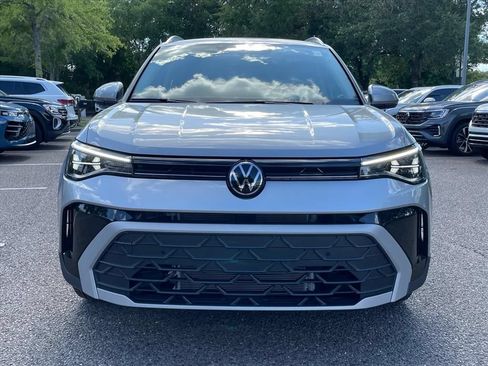 New 2026 Volkswagen Taos SE FWD image 25