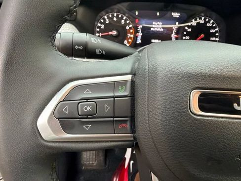 Used 2023 Jeep Compass Latitude w/ Convenience Group AWD/4WD image 20