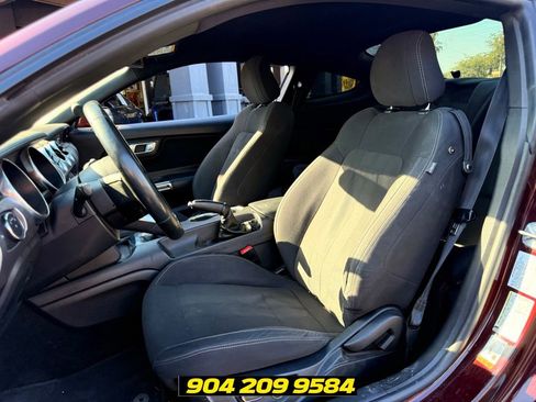 Used 2018 Ford Mustang GT RWD image 19