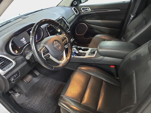 Used 2021 Jeep Grand Cherokee Summit AWD/4WD image 13