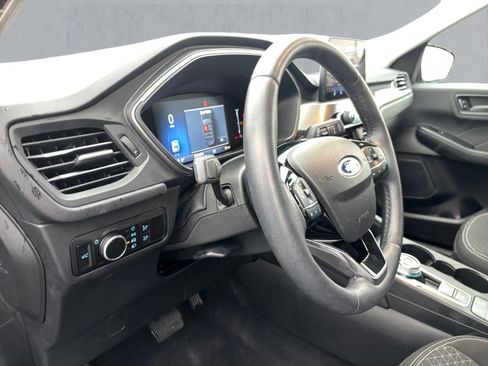 Certified 2023 Ford Escape Active image 11