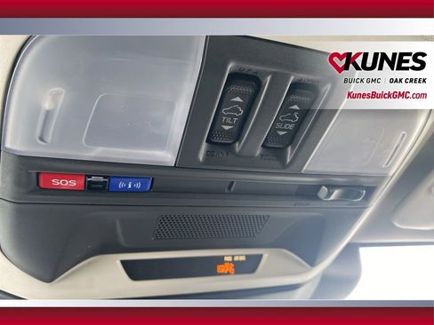 Used 2024 Subaru Crosstrek 2.0i Premium image 23