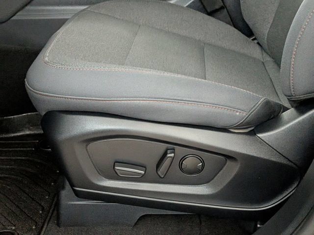 Certified 2025 Ford Explorer Active AWD/4WD image 12