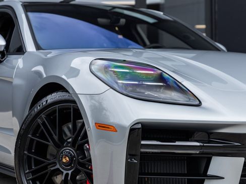 New 2026 Porsche Panamera GTS image 23