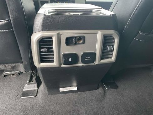 Used 2021 Ford F250 Lariat w/ Lariat Ultimate Package AWD/4WD image 13