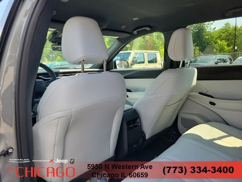 New 2026 Jeep Cherokee Laredo AWD/4WD image 11