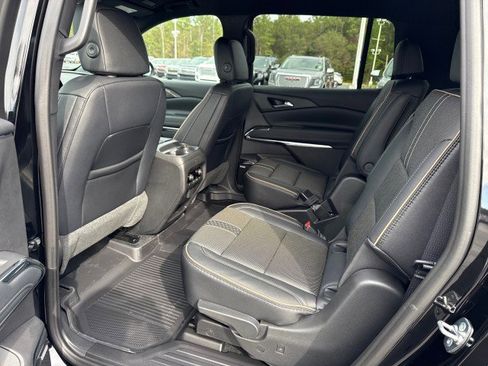 New 2026 Chevrolet Traverse High Country w/ LPO, Floor Liner Package image 20