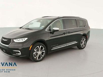 New 2026 Chrysler Pacifica Pinnacle