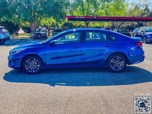 Used 2022 Kia Forte LXS FWD image 5