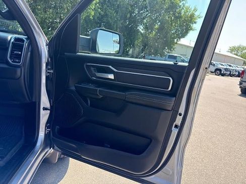 Used 2025 RAM 1500 Big Horn AWD/4WD image 14